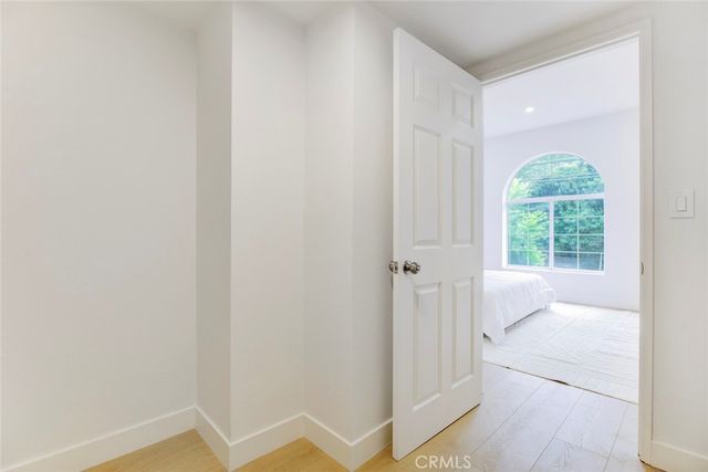 15044 Nordhoff Street 8, North Hills, CA 91343