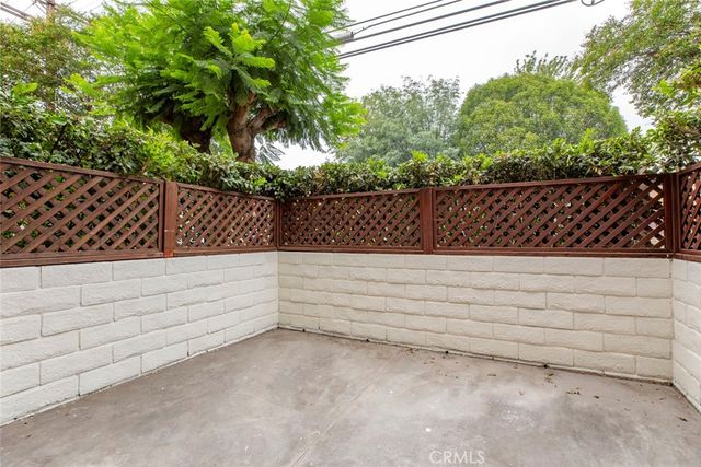 15044 Nordhoff Street 8, North Hills, CA 91343