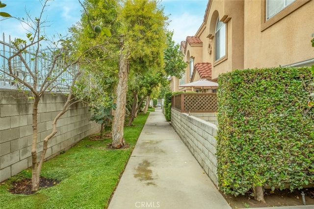15044 Nordhoff Street 8, North Hills, CA 91343