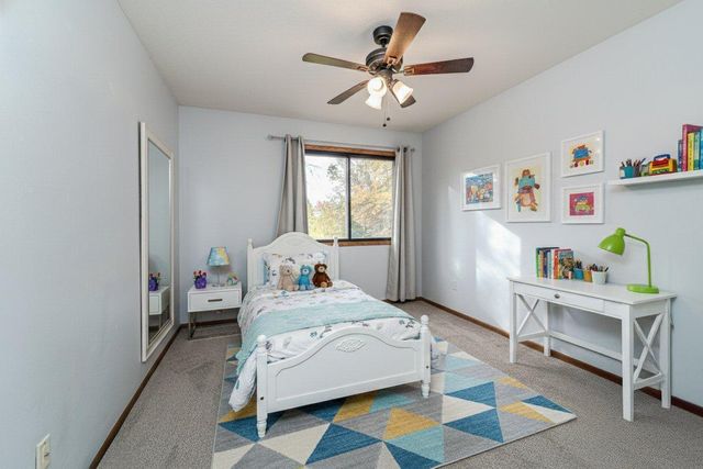 7656 13th Street N, Oakdale, MN 55128