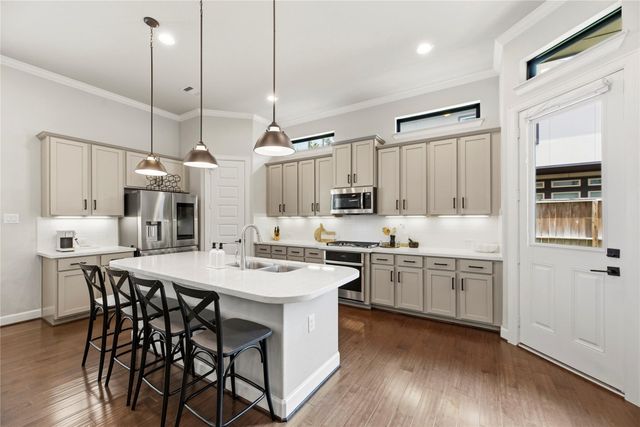 5110 W Lacey Garden Loop, Houston, TX 77018