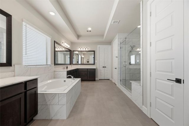 5110 W Lacey Garden Loop, Houston, TX 77018
