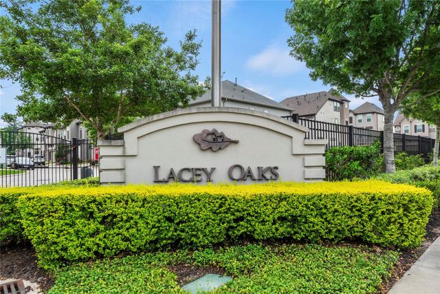 5110 W Lacey Garden Loop, Houston, TX 77018