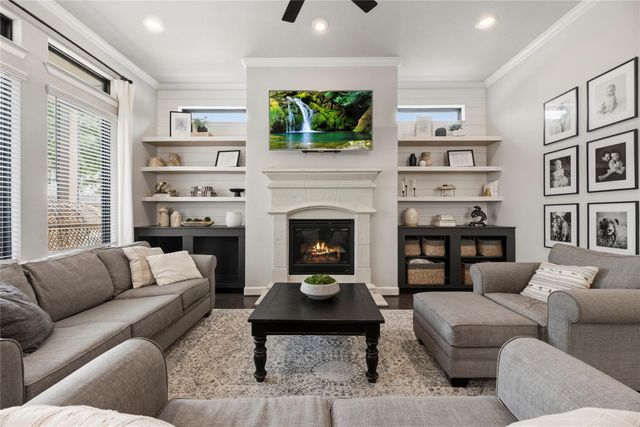 5110 W Lacey Garden Loop, Houston, TX 77018