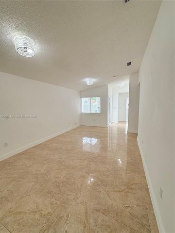 2854 W 75th Terrace, Hialeah, FL 33018