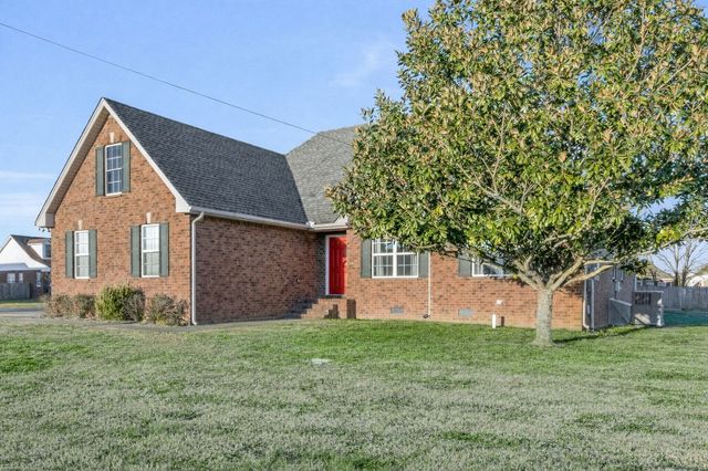 3617 Southridge Blvd, Murfreesboro, TN 37128