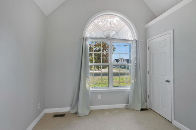 3617 Southridge Blvd, Murfreesboro, TN 37128