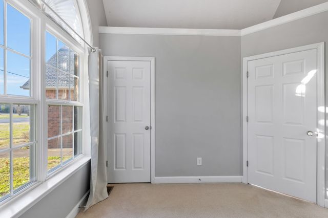 3617 Southridge Blvd, Murfreesboro, TN 37128