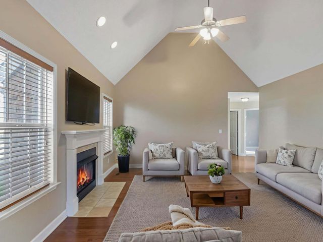 3617 Southridge Blvd, Murfreesboro, TN 37128