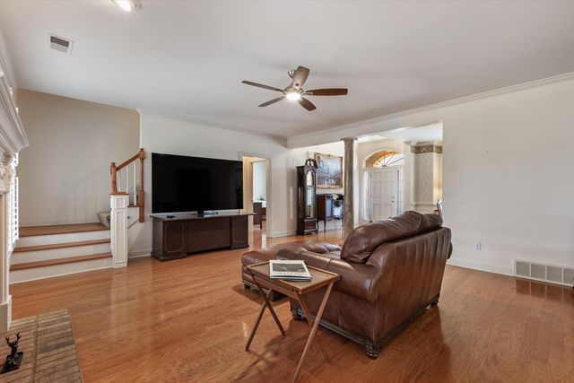 8797 RIVER RISE DR, Memphis, TN 38016