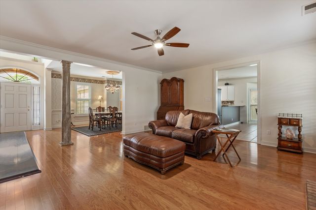 8797 RIVER RISE DR, Memphis, TN 38016