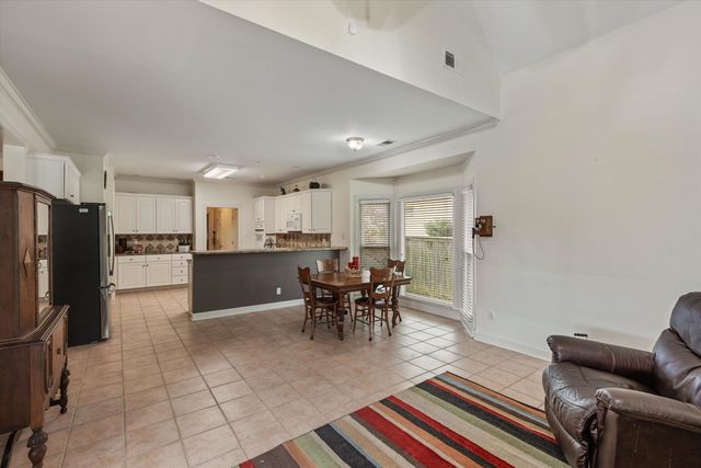8797 RIVER RISE DR, Memphis, TN 38016