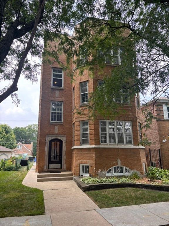 10916 S Artesian Avenue, Chicago, IL 60655 — exterior