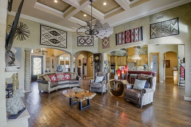 173 Pinnacle Peak Lane, Weatherford, TX 76087