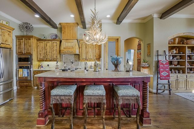 173 Pinnacle Peak Lane, Weatherford, TX 76087