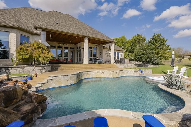 173 Pinnacle Peak Lane, Weatherford, TX 76087