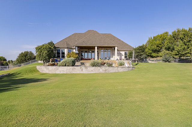 173 Pinnacle Peak Lane, Weatherford, TX 76087