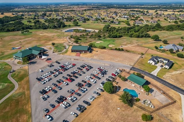 173 Pinnacle Peak Lane, Weatherford, TX 76087