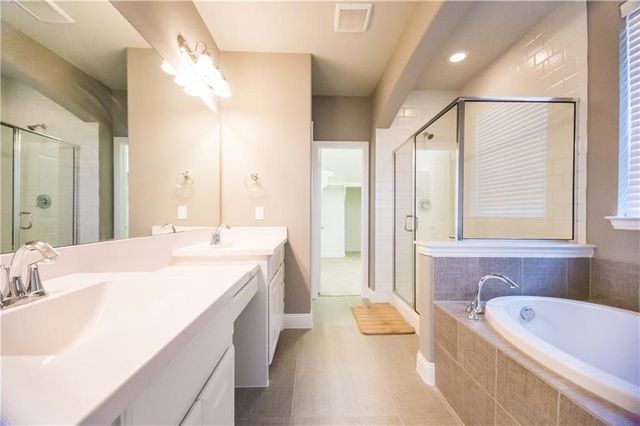 4309 Meadow Hawk Drive, Arlington, TX 76005