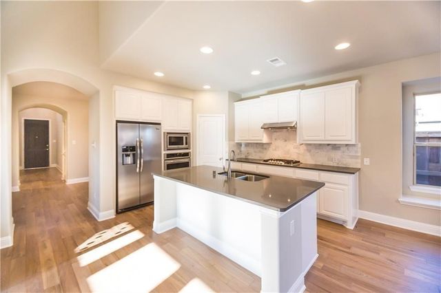 4309 Meadow Hawk Drive, Arlington, TX 76005