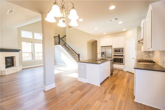 4309 Meadow Hawk Drive, Arlington, TX 76005