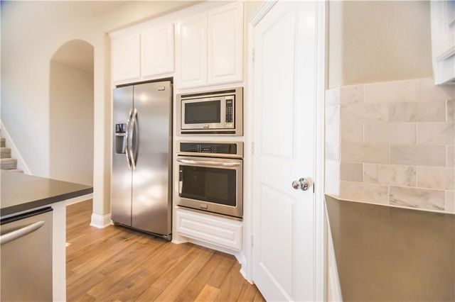 4309 Meadow Hawk Drive, Arlington, TX 76005