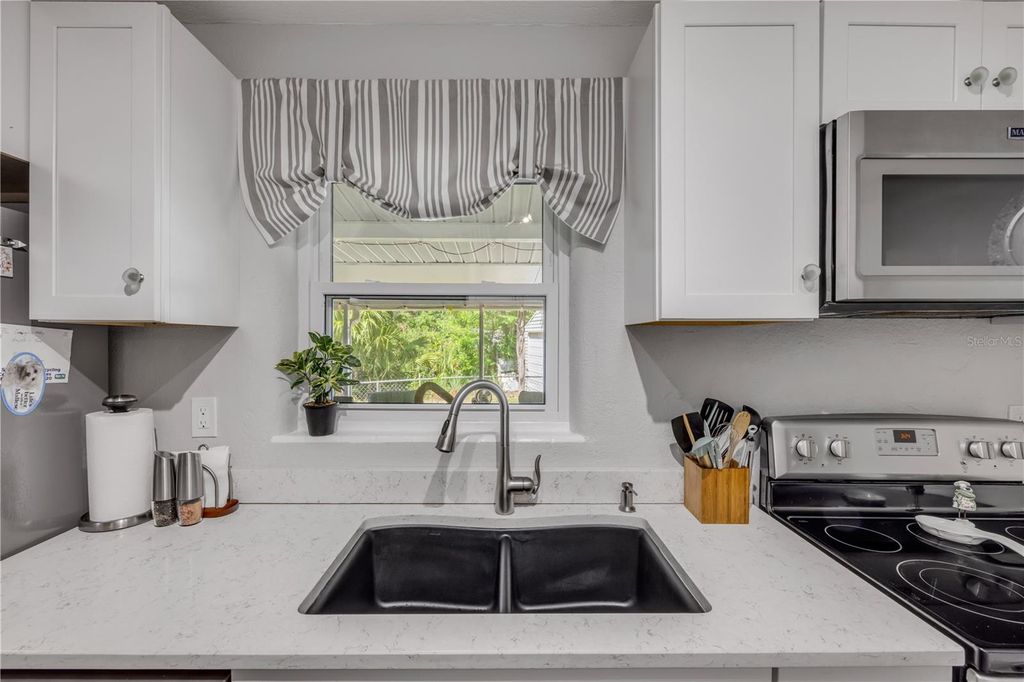 Image 16 of property listing at 1463 JOSEPHINE STREET, New Smyrna Beach, FL 32168