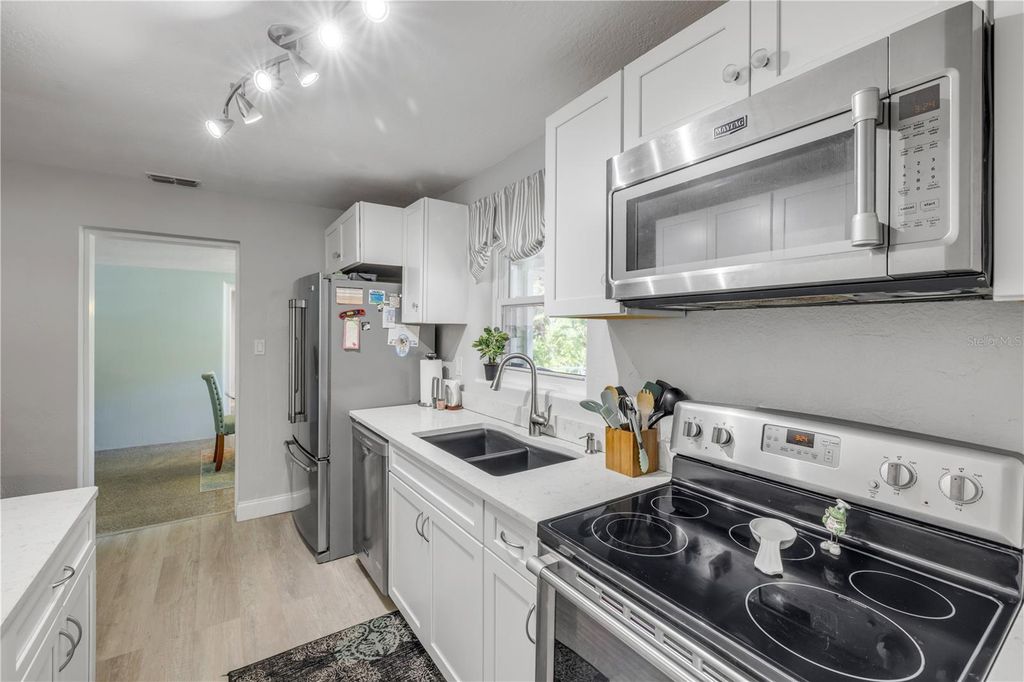 Image 17 of property listing at 1463 JOSEPHINE STREET, New Smyrna Beach, FL 32168