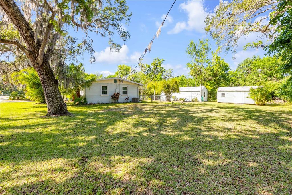Image 35 of property listing at 1463 JOSEPHINE STREET, New Smyrna Beach, FL 32168