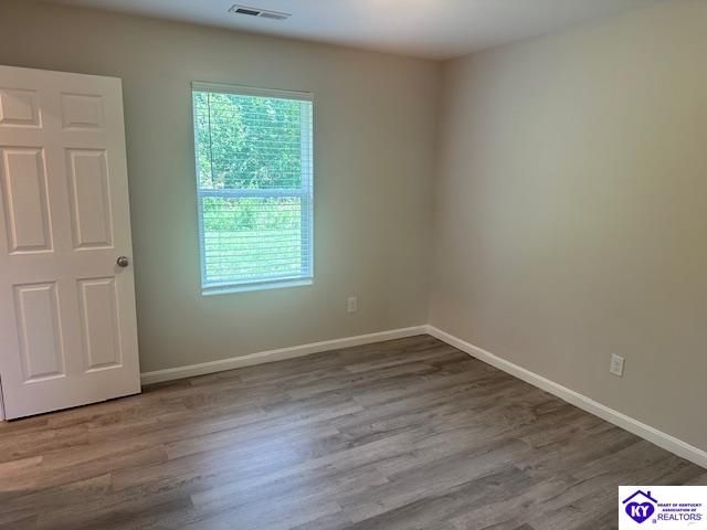 215 Parkers Loop, Hodgenville, KY 42748