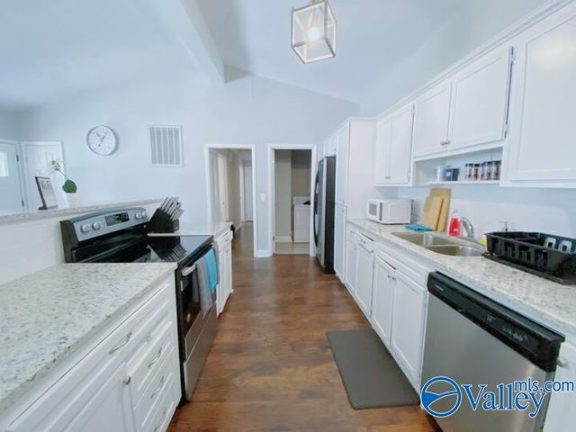 12005 Greenleaf Drive, Huntsville, AL 35803