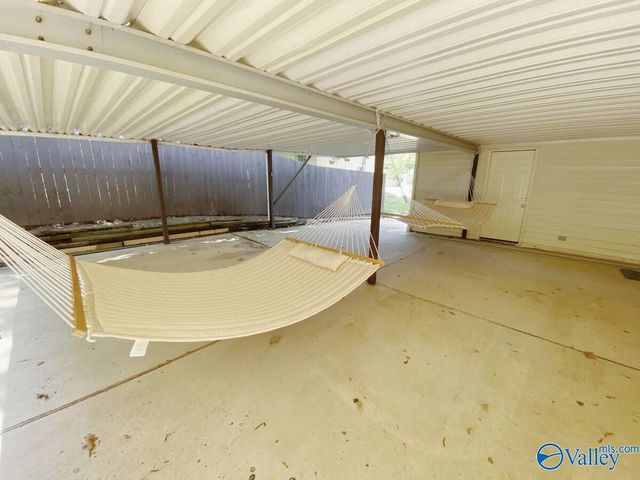 12005 Greenleaf Drive, Huntsville, AL 35803