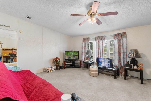 652 BEAR GRASS RD W, Longs, SC 29568