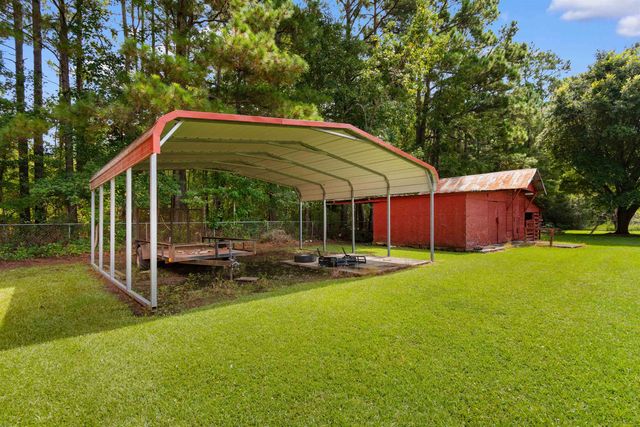 652 BEAR GRASS RD W, Longs, SC 29568