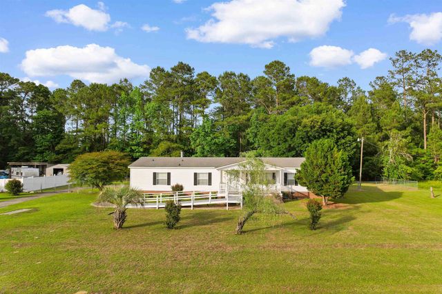 652 BEAR GRASS RD W, Longs, SC 29568