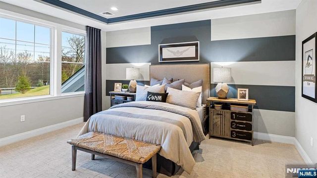 8 Augusta Way, River Vale, NJ 07675