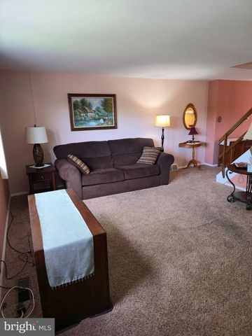 3616 SUSSEX, Philadelphia, PA 19114