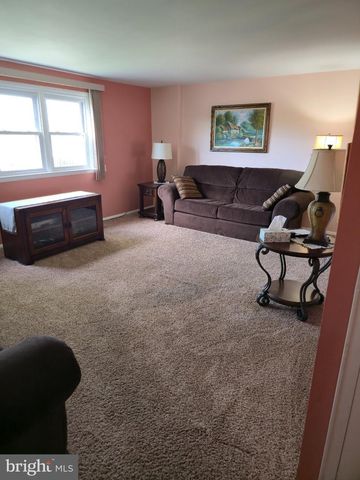 3616 SUSSEX, Philadelphia, PA 19114