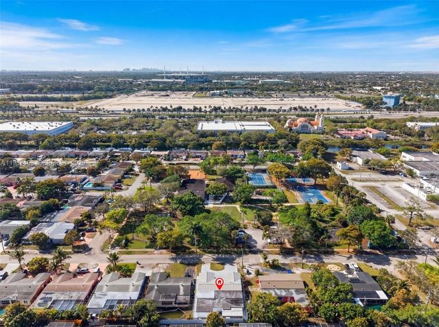 7777 Fairway Boulevard, Miramar, FL 33023