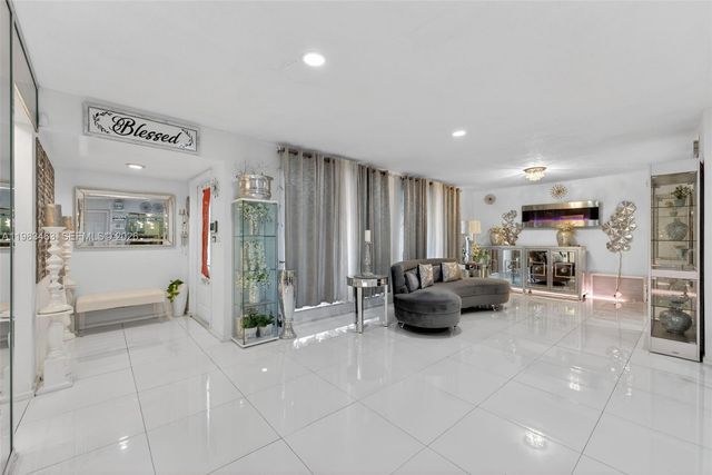 7777 Fairway Boulevard, Miramar, FL 33023