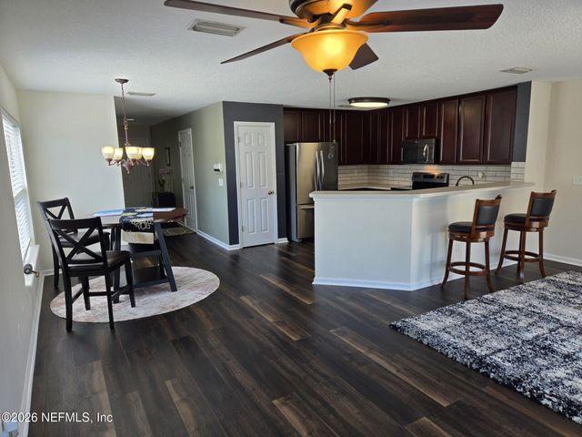 1500 CALMING WATER Drive 1606, Fleming Island, FL 32003