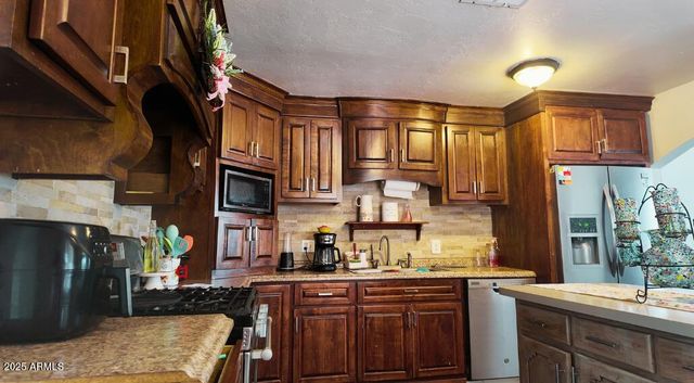 1926 E 8th Street, Douglas, AZ 85607