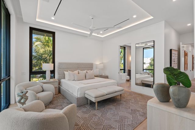 1136 NE 9th Avenue, Delray Beach, FL 33483