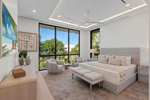 1136 NE 9th Avenue, Delray Beach, FL 33483