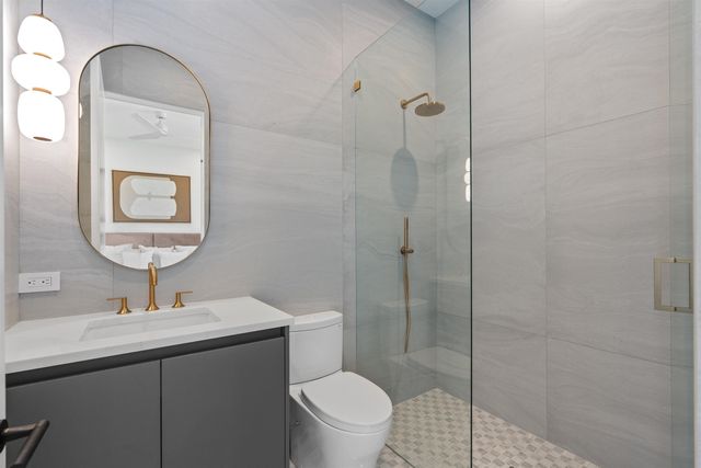 1136 NE 9th Avenue, Delray Beach, FL 33483