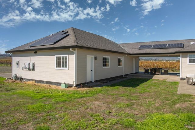 22033 Bonness Rd, Sonoma, CA 95476