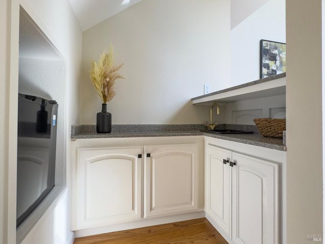 22033 Bonness Rd, Sonoma, CA 95476