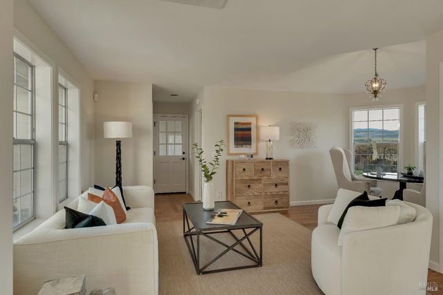 22033 Bonness Rd, Sonoma, CA 95476