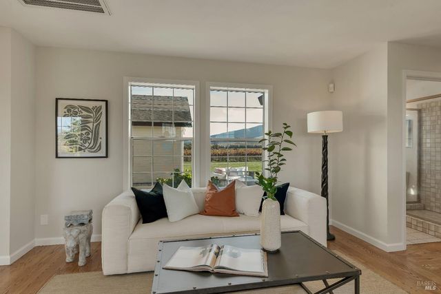 22033 Bonness Rd, Sonoma, CA 95476