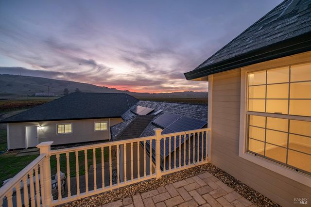 22033 Bonness Rd, Sonoma, CA 95476